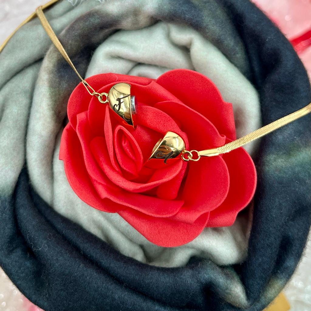 Box Magnetic Love - Scatola, Collana e Plaid
