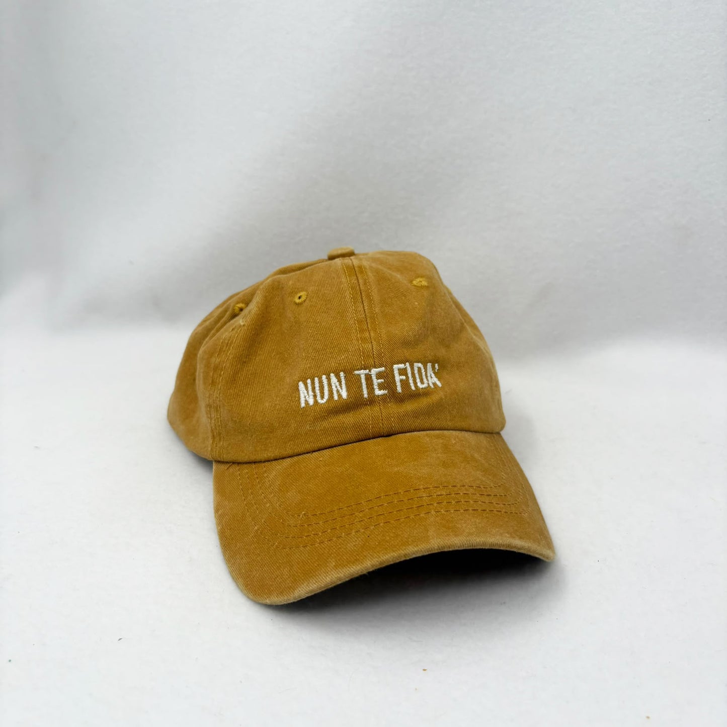 Nun te fida' - Cappello con ricamo