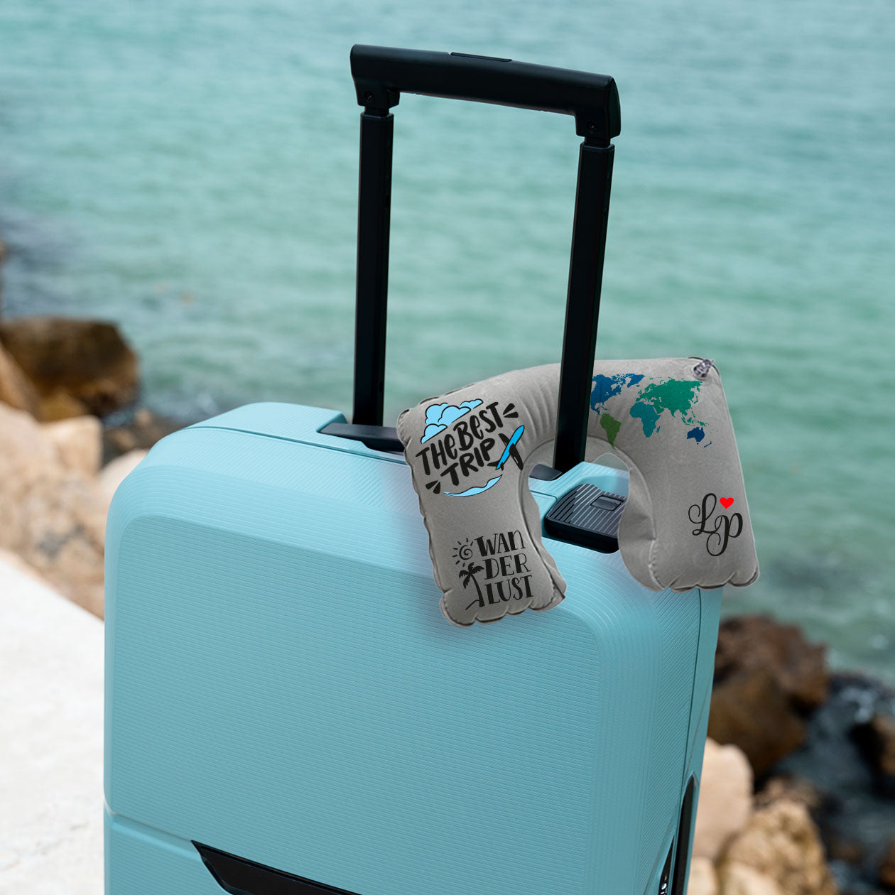The best trip - Cuscino da viaggio - personalizzato con iniziali