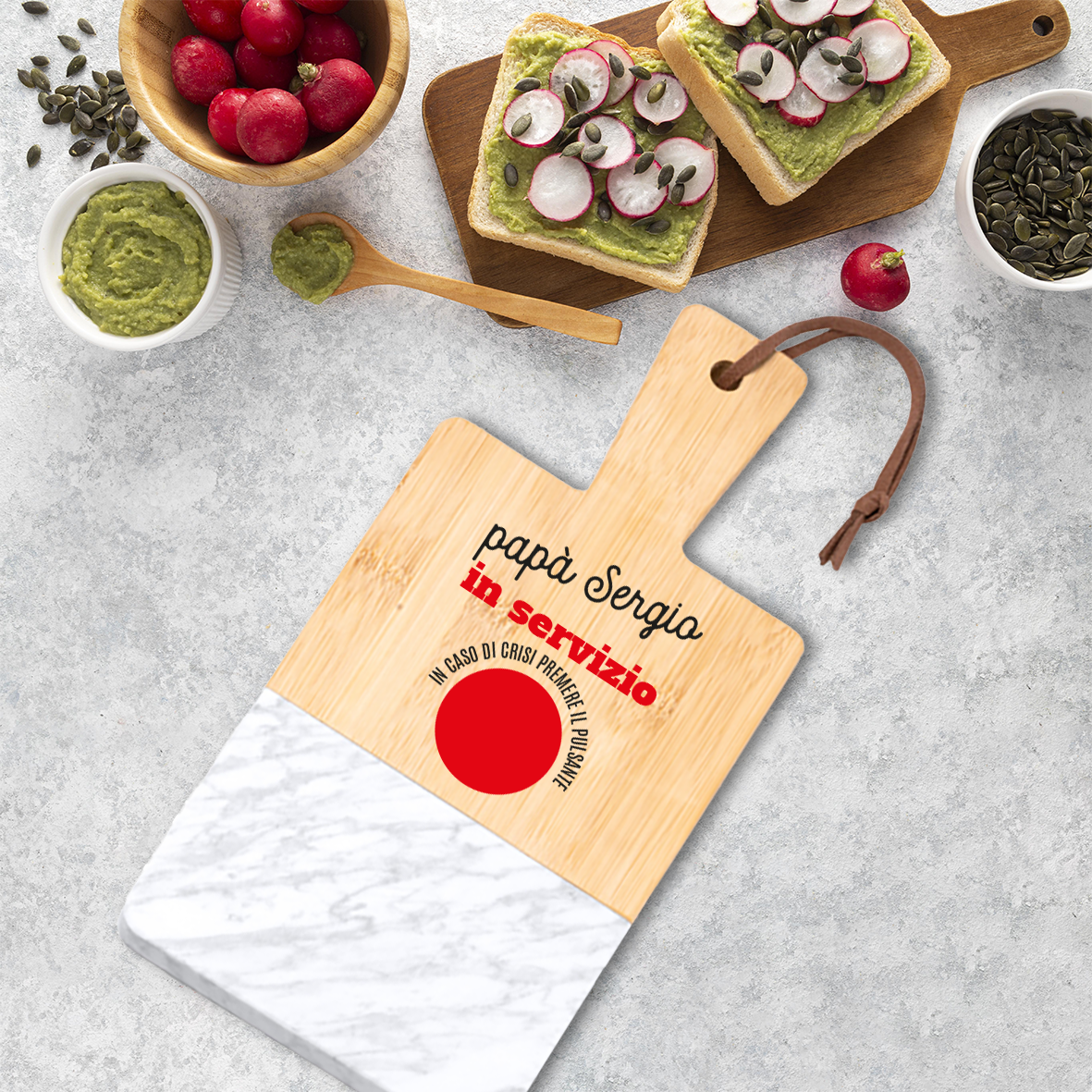 Papà in servizio - Tagliere in marmo e bamboo naturale - personalizzato con nome