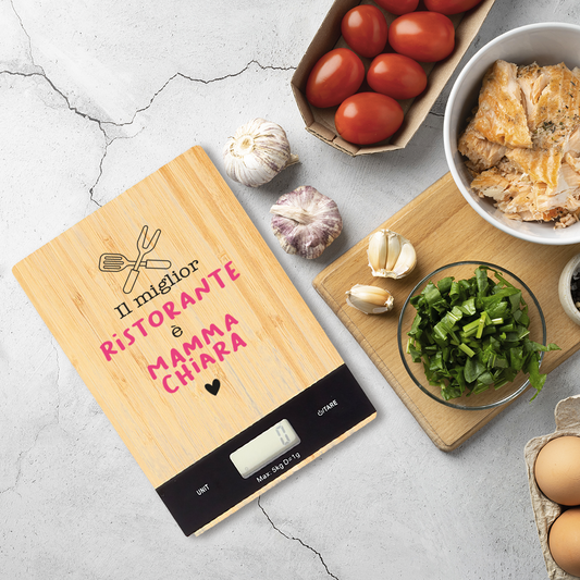 Il miglior ristorante è mamma - Bilancia Da Cucina Digitale - personalizzata con nome