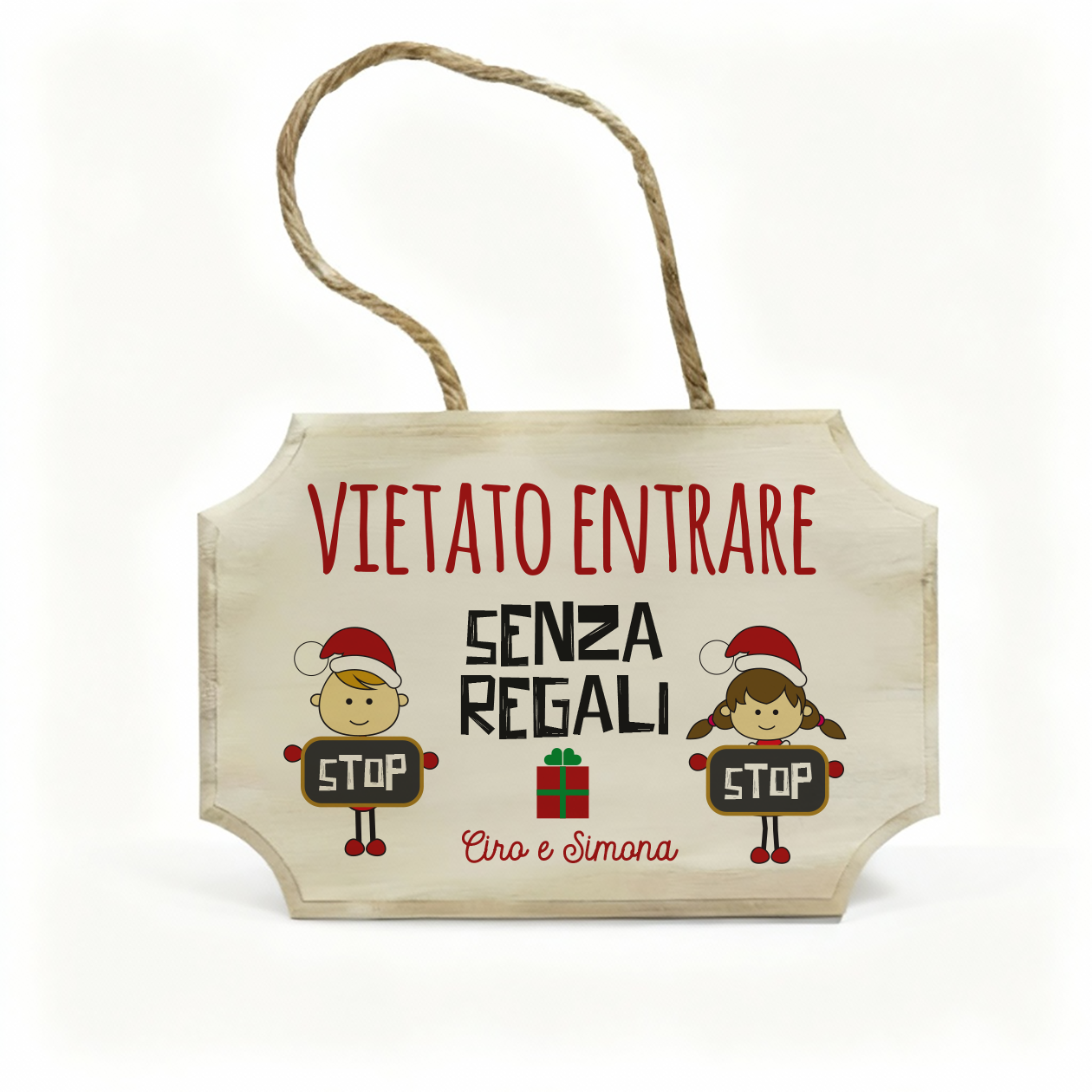 Vietato entrare senza regali - fuoriporta in legno - personalizzato con nomi