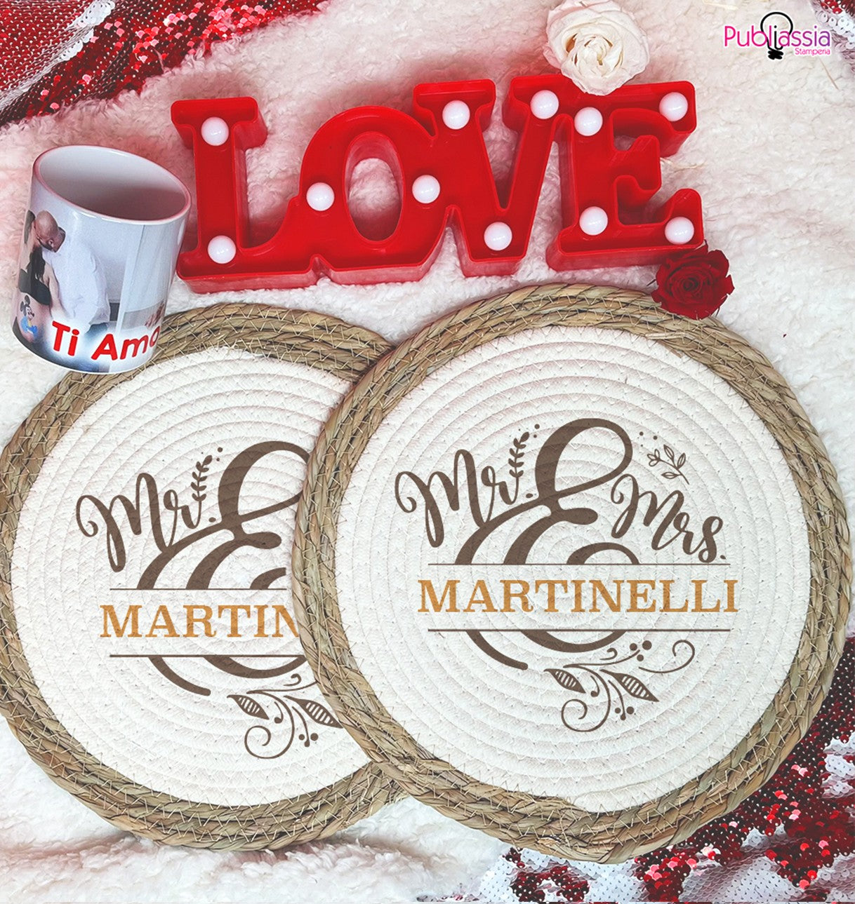 Family - Tovaglietta in vimini personalizzata con cognome