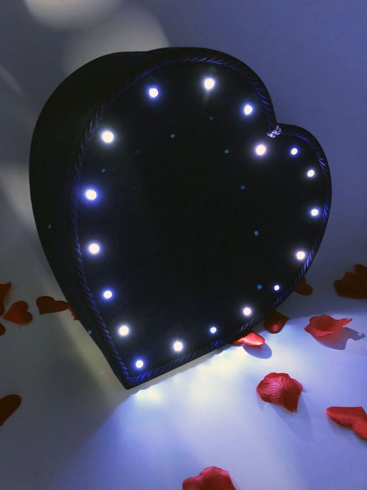 Scatola Love con led - scatola colazione sorpresa personalizzata con foto