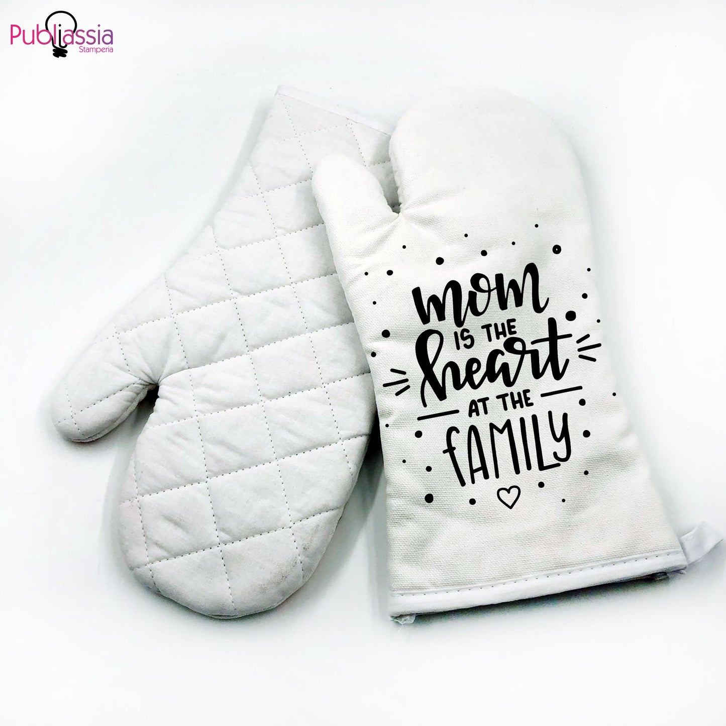 Mom is the heart at the family - Guanto da cucina personalizzato