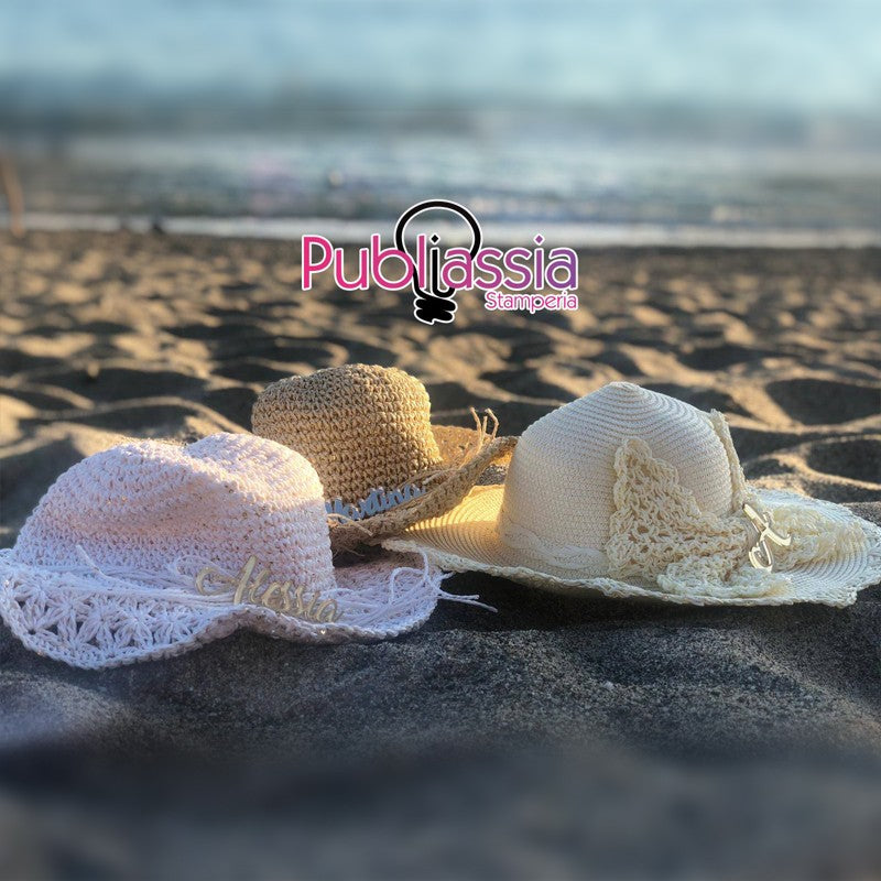 Cappello in paglia personalizzato con plexiglass colorato 2