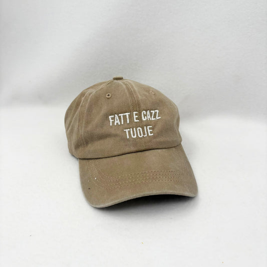 Fatt e caxx tuoje - Cappello con ricamo