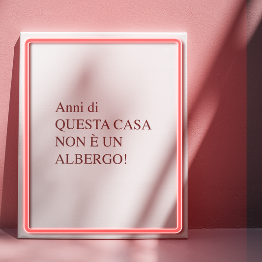 Anni di Questa casa non è un albergo! - Quadretto con Neon Led