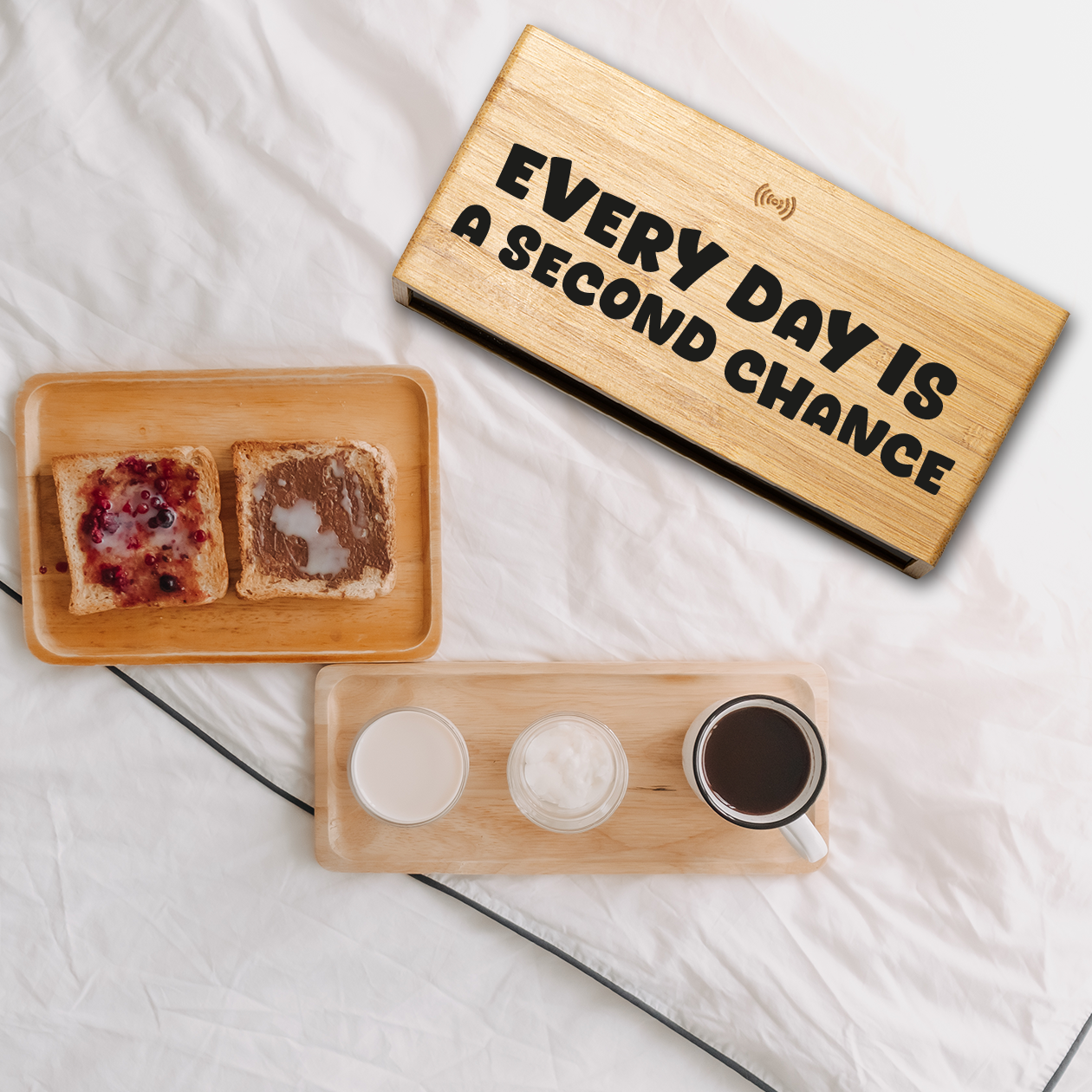 Every day is a second change - Sveglia Digitale in Bambù con Orologio da Tavolo
