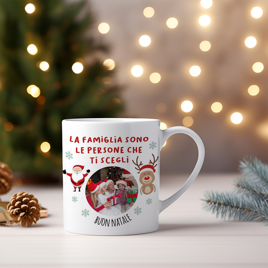 La famiglia sono le persone che ti scegli - Tazza mug - idea regalo Natale - personalizzata con foto