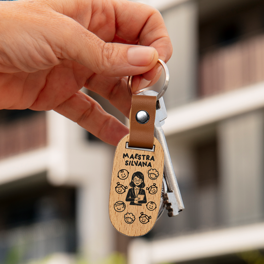Maestra e alunni - Portachiavi in Legno - personalizzato con nome