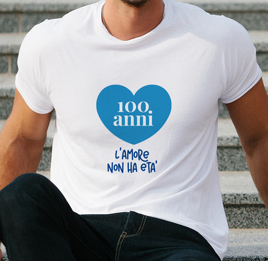 100 anni, l'amore non ha età - T-shirt Bianca - Maglia 2026