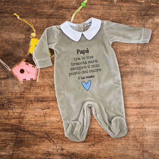 Il tuo bimbo - Pagliaccetto Neonato in Ciniglia con Colletto Bianco