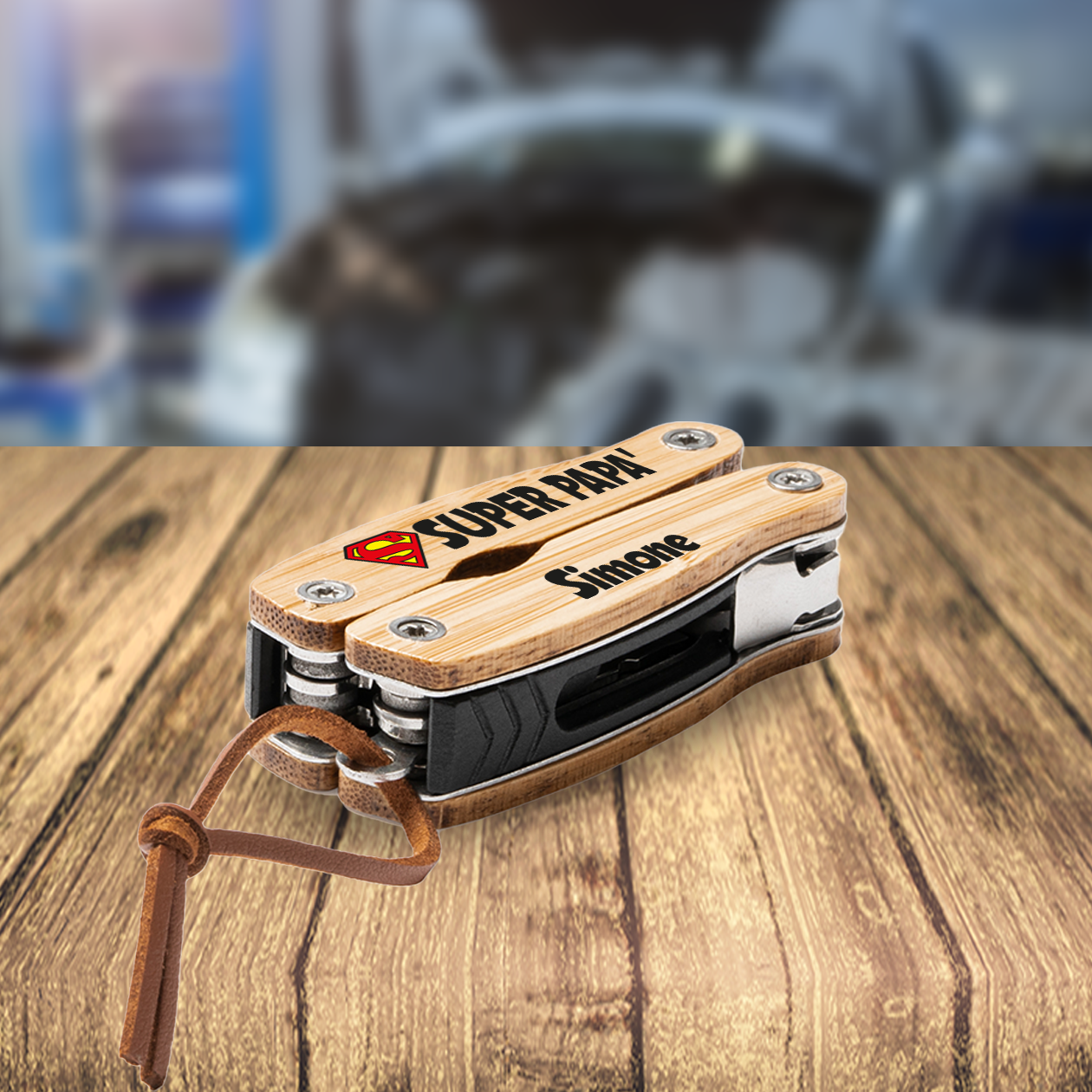 Super papà - Multiutensile con accessori in acciaio inossidabile e manico in legno - personalizzato con nome