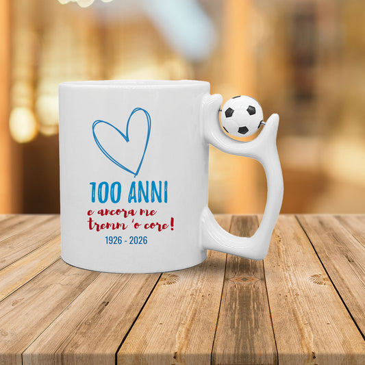 100 anni e ancor m tremm o core - Tazza mug con manico pallone
