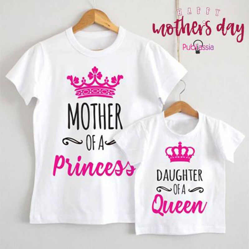 Mother Of A Princess and Daughter Of A Queen - Coppia T-Shirt Mamma e Figlia